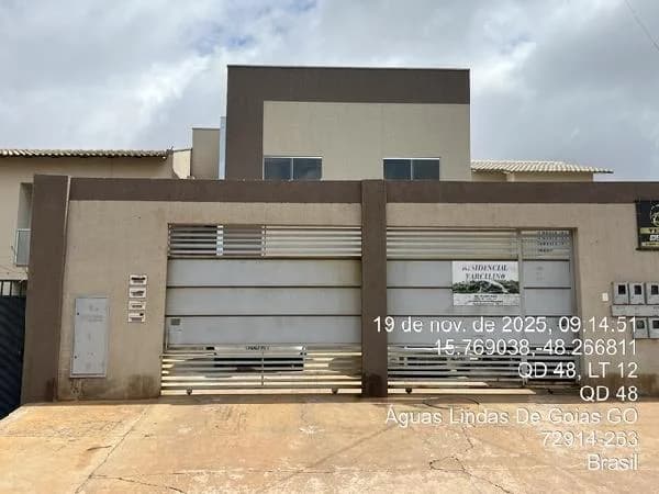 Apartamento - 2 Quartos - Aguas Lindas de Goias - Ocupado — foto 2