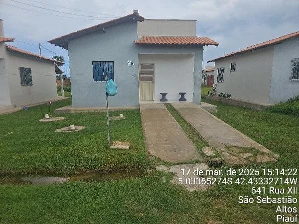 Casa - 2 Quartos - Altos - Ocupado — foto 2