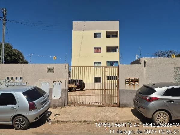 Apartamento - 2 Quartos - Cidade Ocidental - Ocupado — foto 2