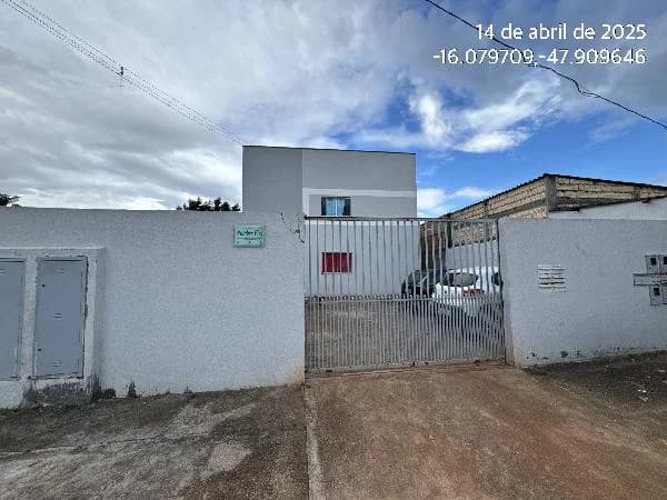 Apartamento - 2 Quartos - Cidade Ocidental - Ocupado — foto 2