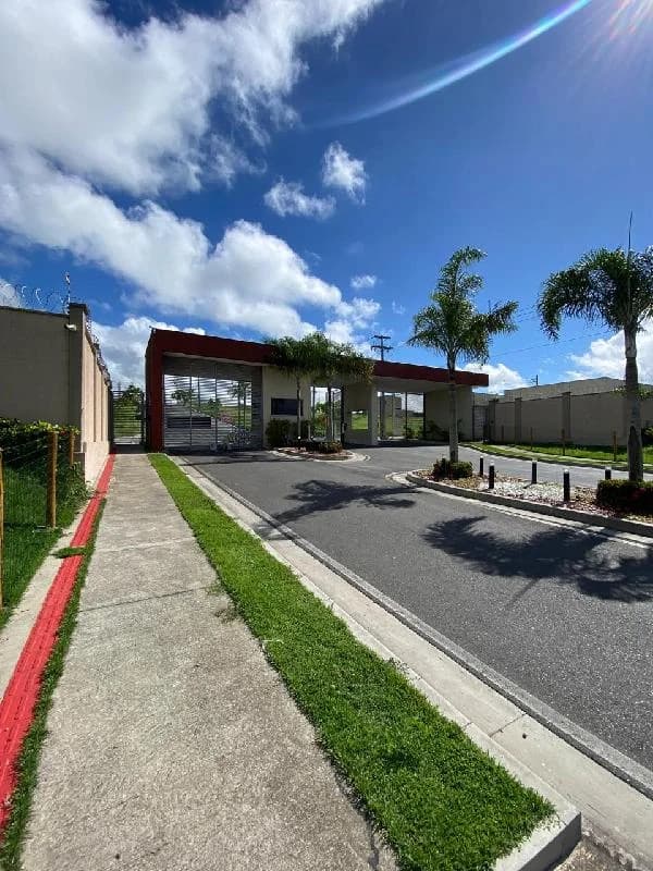 Casa - Feira de Santana - Desocupado — foto 2