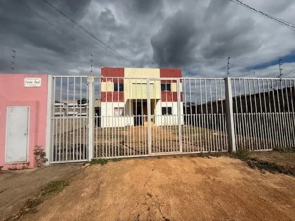 Apartamento - 2 Quartos - Cidade Ocidental - Ocupado — foto 2