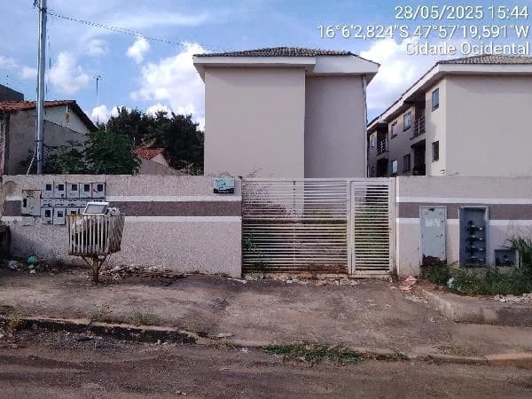 Apartamento - 2 Quartos - Cidade Ocidental - Ocupado — foto 2