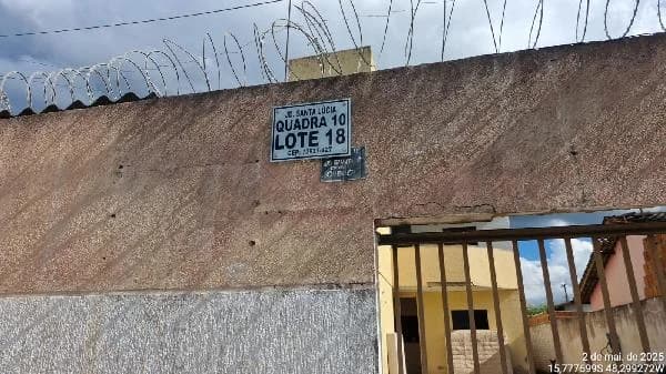 Apartamento - 2 Quartos - Aguas Lindas de Goias - Ocupado — foto 2