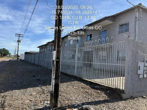 Apartamento - 2 Quartos - Aguas Lindas de Goias - Ocupado — foto 2