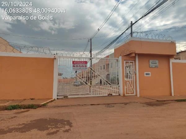 Apartamento - 2 Quartos - Valparaiso de Goias - Ocupado — foto 2