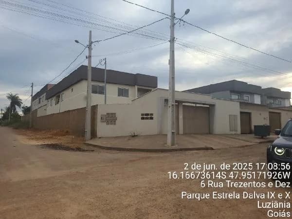 Apartamento - 2 Quartos - Luziania - Ocupado — foto 2