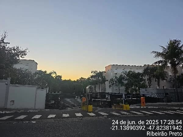 Apartamento - 2 Quartos - Ribeirao Preto - Ocupado — foto 2