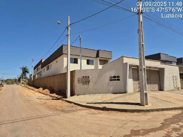 Apartamento - 2 Quartos - Luziania - Ocupado — foto 2