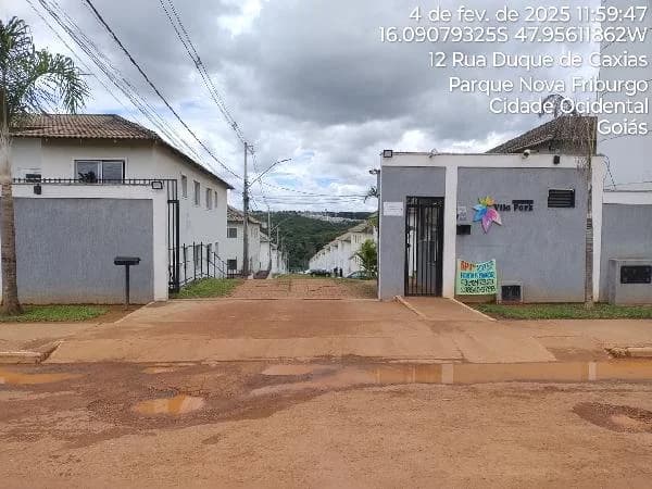Apartamento - 2 Quartos - Cidade Ocidental - Ocupado — foto 2