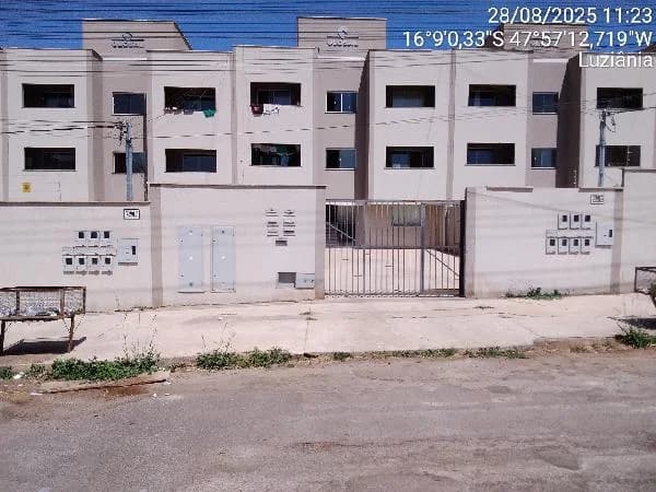 Apartamento - 2 Quartos - Luziania - Ocupado — foto 2