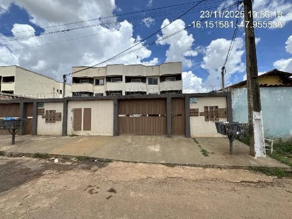 Apartamento - 2 Quartos - Luziania - Ocupado — foto 2