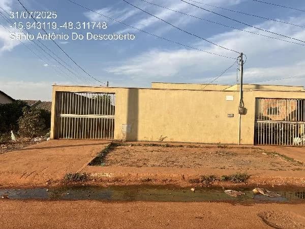 Casa - 2 Quartos - Santo Antonio do Descoberto - Ocupado — foto 2