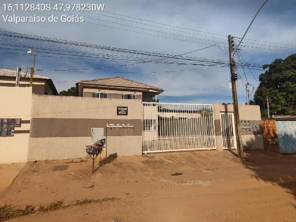 Apartamento - 2 Quartos - Valparaiso de Goias - Ocupado — foto 2