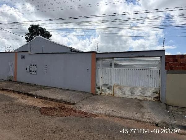 Casa - 3 Quartos - Aguas Lindas de Goias - Ocupado — foto 2