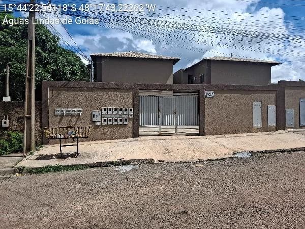 Apartamento - 2 Quartos - Aguas Lindas de Goias - Ocupado — foto 2