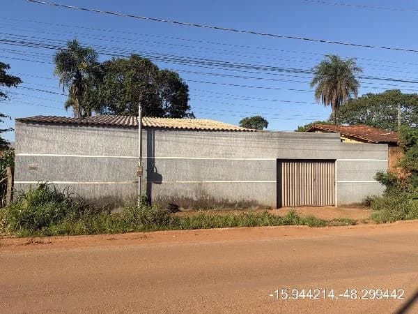 Casa - 2 Quartos - Santo Antonio do Descoberto - Ocupado — foto 2