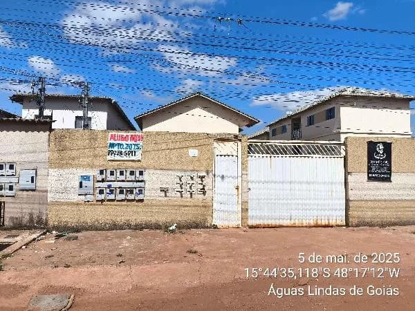 Casa - 2 Quartos - Aguas Lindas de Goias - Ocupado — foto 2