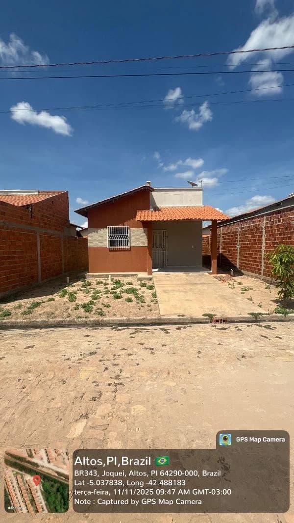 Casa - 2 Quartos - Altos - Ocupado — foto 2