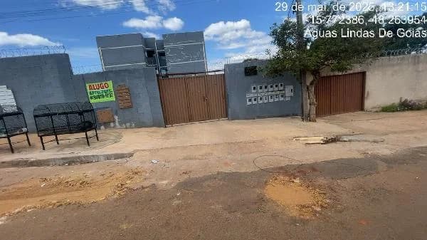 Apartamento - 2 Quartos - Aguas Lindas de Goias - Ocupado — foto 2