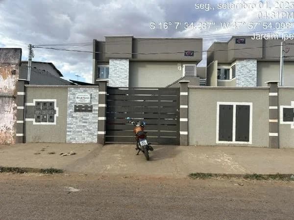 Apartamento - 2 Quartos - Luziania - Ocupado — foto 2