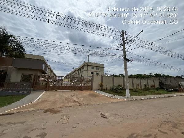 Apartamento - 2 Quartos - Cidade Ocidental - Ocupado — foto 2