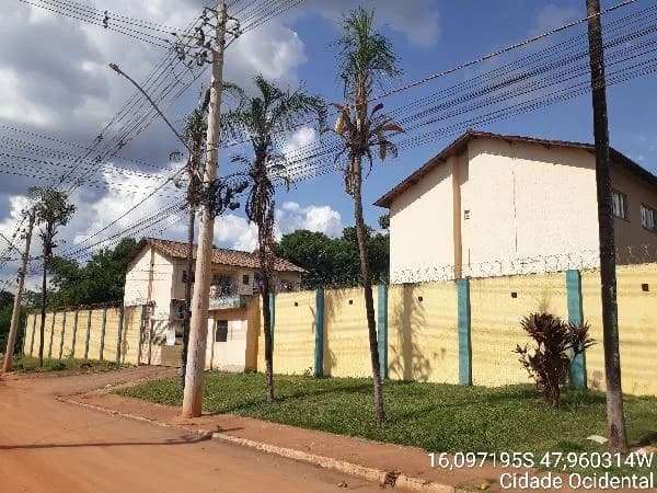 Apartamento - 2 Quartos - Cidade Ocidental - Ocupado — foto 2