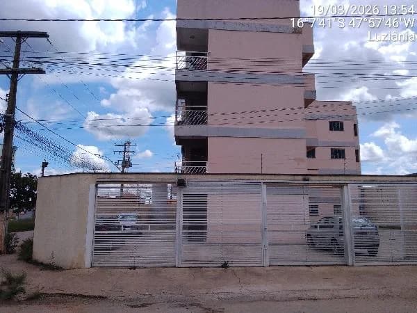 Apartamento - 2 Quartos - Luziania - Desocupado — foto 2