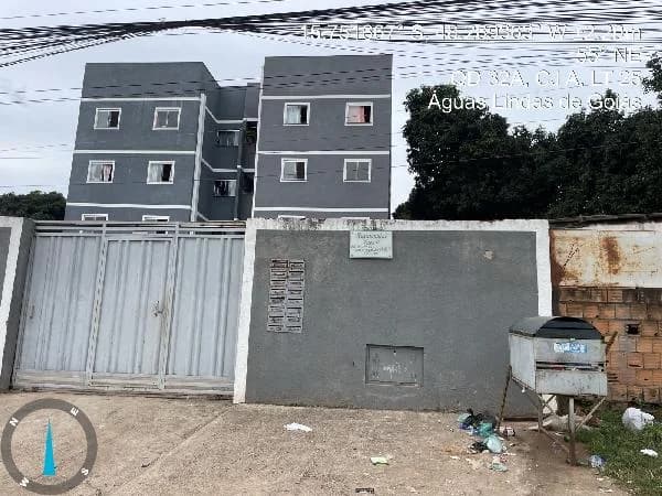 Apartamento - 2 Quartos - Aguas Lindas de Goias - Ocupado — foto 2