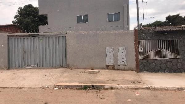 Apartamento - 3 Quartos - Aguas Lindas de Goias - Ocupado — foto 2