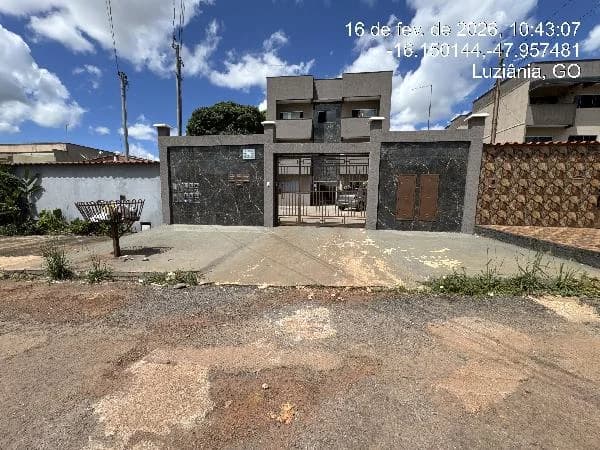 Apartamento - 2 Quartos - Luziania - Ocupado — foto 2