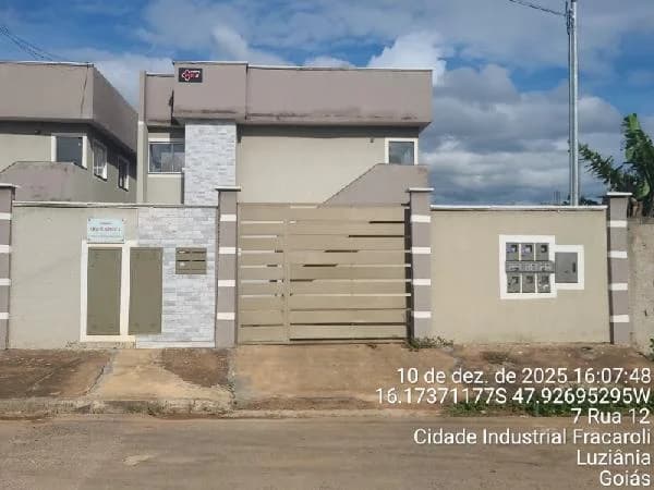 Apartamento - 2 Quartos - Luziania - Ocupado — foto 2