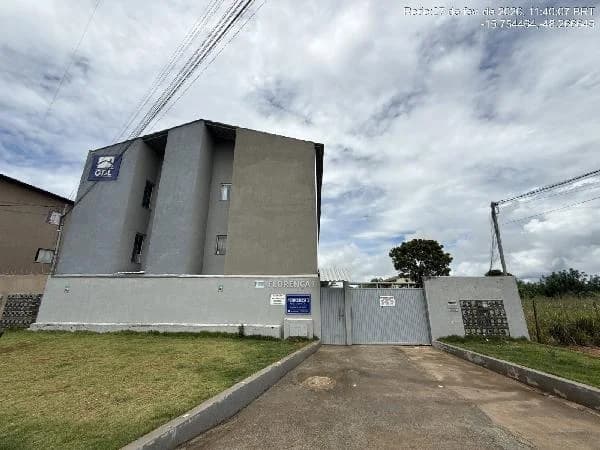 Apartamento - 2 Quartos - Aguas Lindas de Goias - Ocupado — foto 2