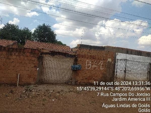 Casa - 2 Quartos - Aguas Lindas de Goias - Ocupado — foto 2