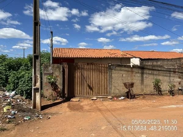 Casa - 3 Quartos - Padre Bernardo - Ocupado — foto 2