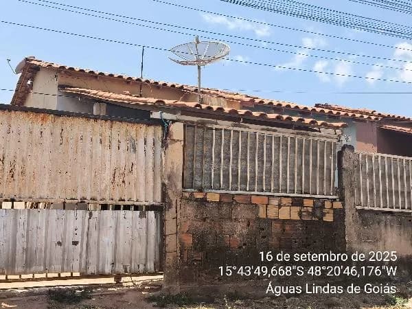 Casa - 2 Quartos - Aguas Lindas de Goias - Ocupado — foto 2