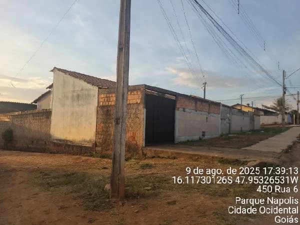 Casa - 2 Quartos - Cidade Ocidental - Ocupado — foto 2