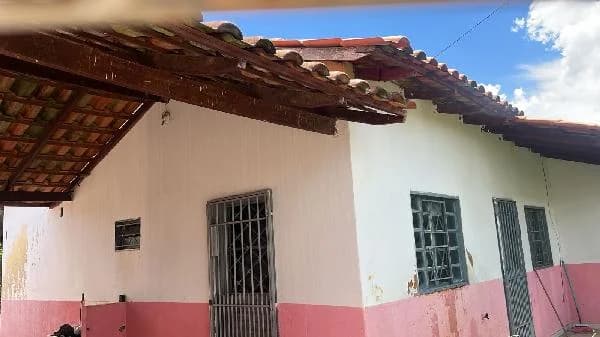 Casa - 2 Quartos - Aguas Lindas de Goias - Ocupado — foto 2