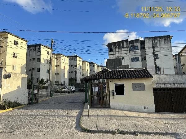 Apartamento - 2 Quartos - Jaboatao dos Guararapes - Ocupado — foto 2