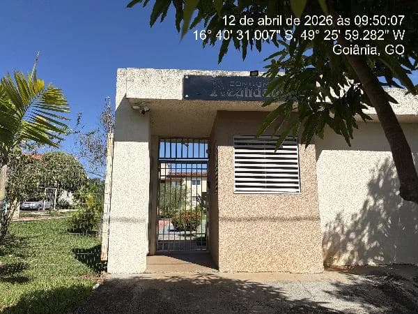 Apartamento - 2 Quartos - Goiania - Ocupado — foto 2