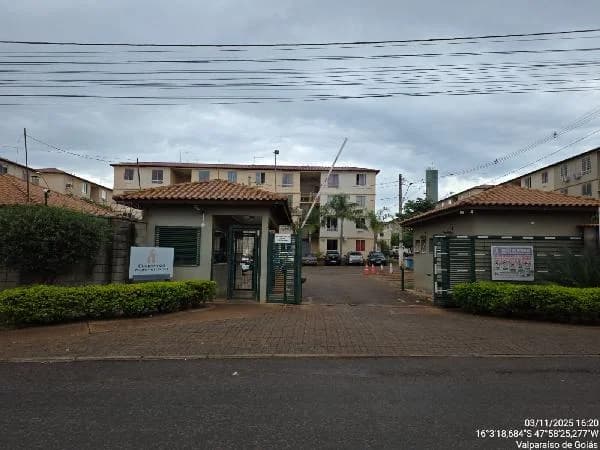 Apartamento - 2 Quartos - Valparaiso de Goias - Ocupado — foto 2