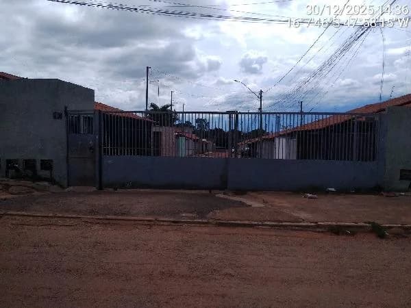 Casa - 2 Quartos - Luziania - Ocupado — foto 2