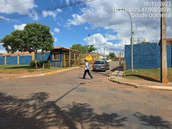 Casa - 2 Quartos - Cidade Ocidental - Ocupado — foto 2
