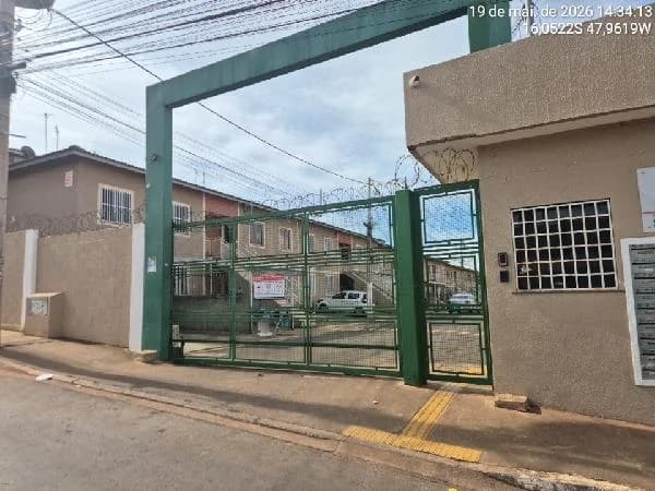 Apartamento - 2 Quartos - Valparaiso de Goias - Ocupado — foto 2