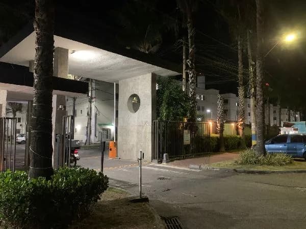 Apartamento - 2 Quartos - Campos dos Goytacazes - Ocupado — foto 2