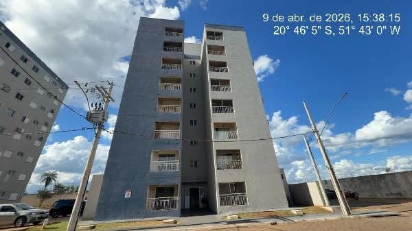 Apartamento - 2 Quartos - Tres Lagoas - Ocupado — foto 2