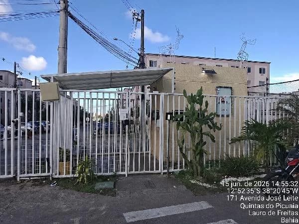 Apartamento - 2 Quartos - Lauro de Freitas - Ocupado — foto 2