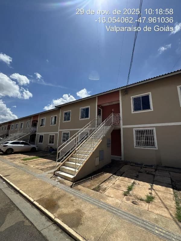 Apartamento - 2 Quartos - Valparaiso de Goias - Ocupado — foto 2