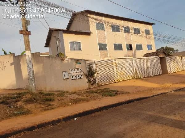 Apartamento - 2 Quartos - Cidade Ocidental - Ocupado — foto 2