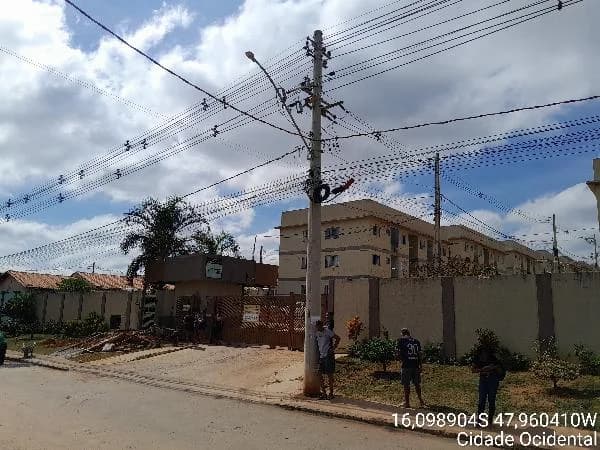 Apartamento - 2 Quartos - Cidade Ocidental - Ocupado — foto 2